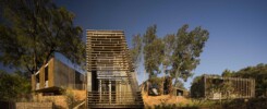 Эти Современные Бетонные Домики Были Спроектированы Для Недвижимости На Склоне Холма В Португалии